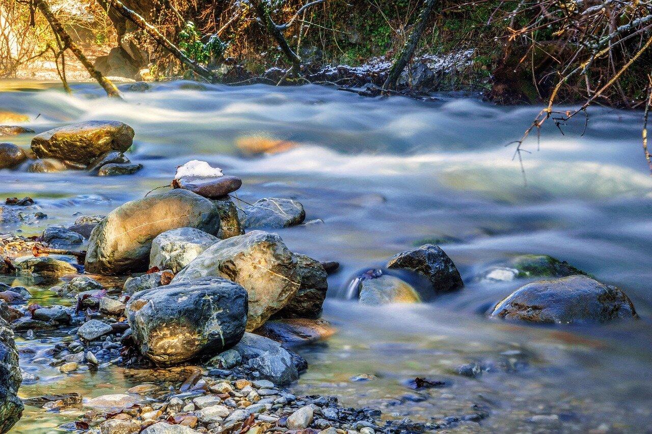 Autumn Walking in the Catalan Pyrenees: Color, Cold and Shorter Days