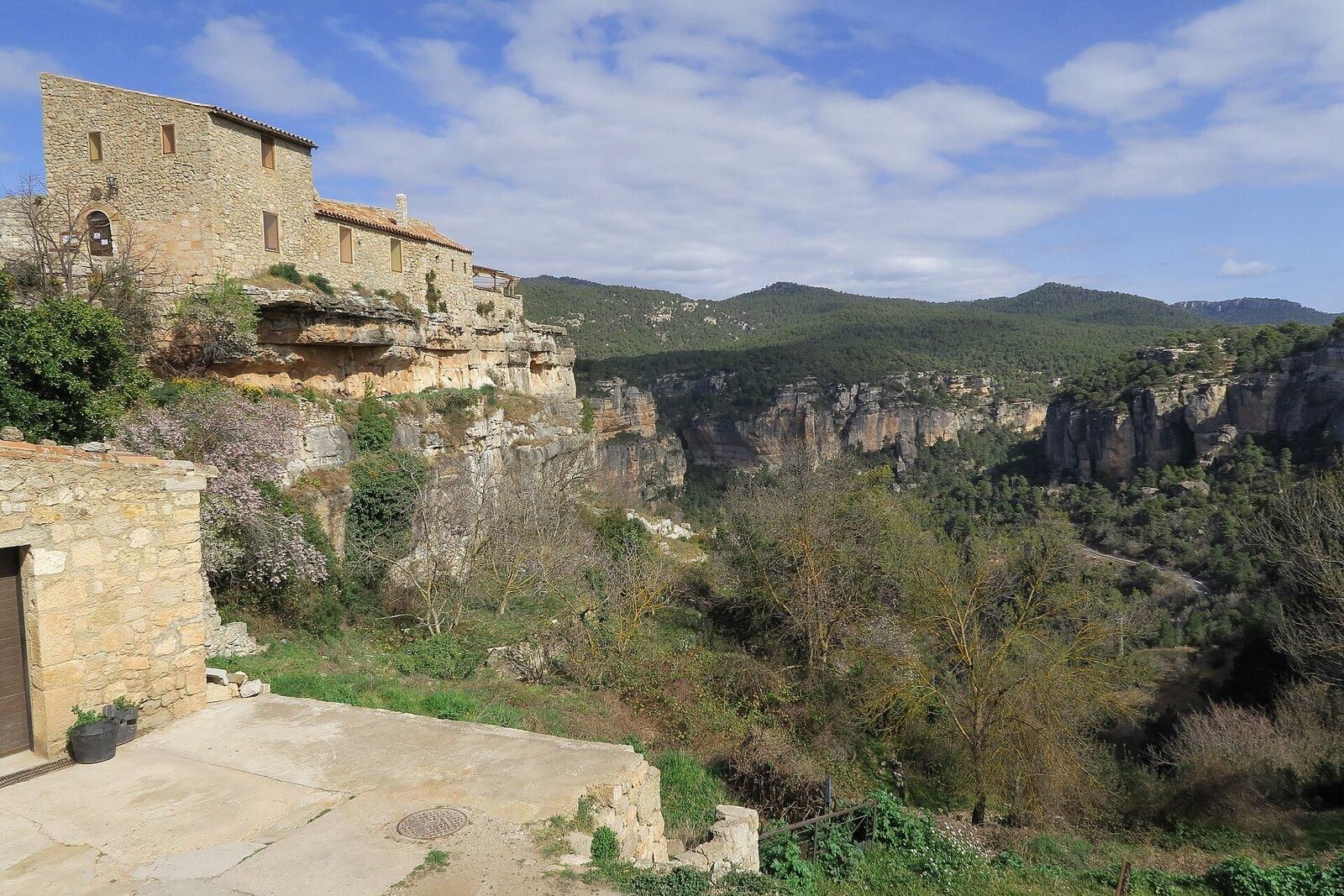 Siurana Travel Guide: A Cliff-Top Village Above the Priorat